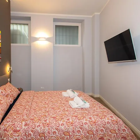Moscova Living Experience - 2 Bedroom * מילאנו