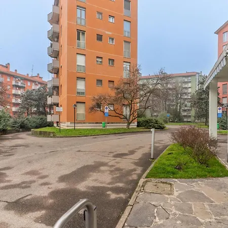 Casa Sibilla - Balcony Apartment, 7min Linate&arena, Fast Wifi