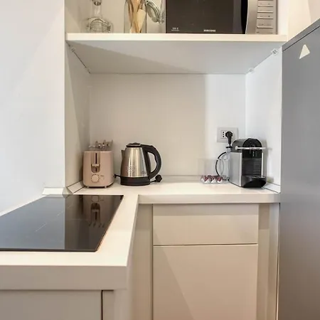 Easylife - - Montenero 10 - Porta Romana Milão