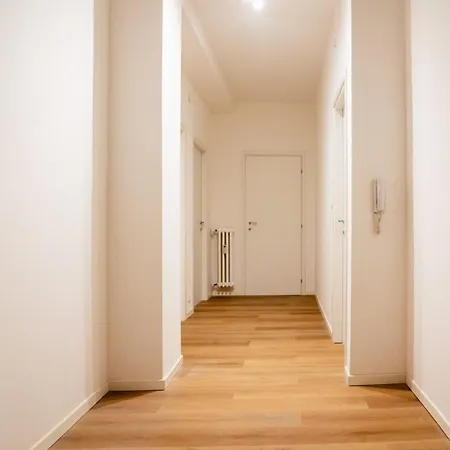 Апартаменты Ramazzini District - Elegant Flat X8 Милан