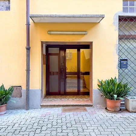 Apartmán Modern Apt, 25 Min Duomo, Metro 5 Min & Wifi Milán