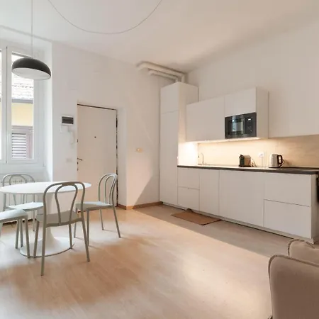 Appartamento Guesthost - Porta Garibaldi White Flats