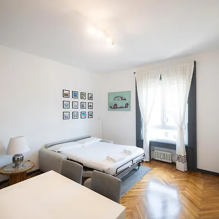 Bilocale Di Design A 100m Dalla Stazione Apartmán
