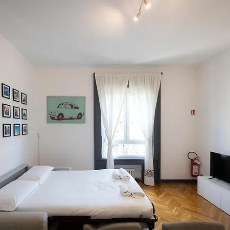 Bilocale Di Design A 100m Dalla Stazione Apartmán Milán