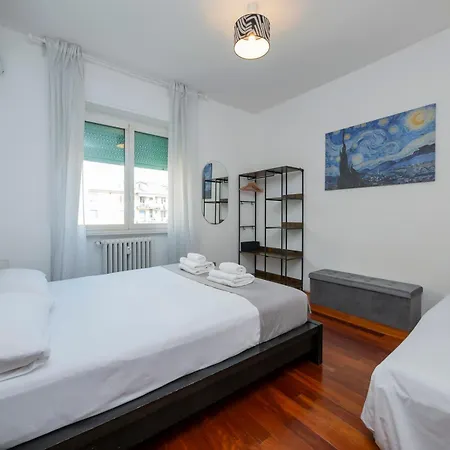 Ihost - Bergamo 12 아파트