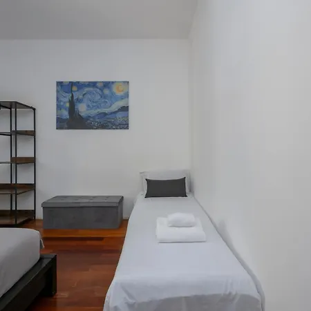 Ihost - Bergamo 12 ミラノ