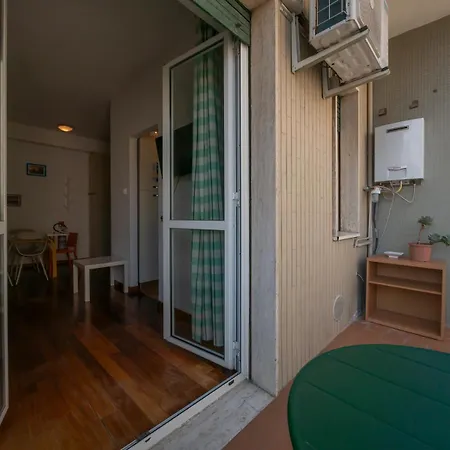 Ihost - Bergamo 12 アパート