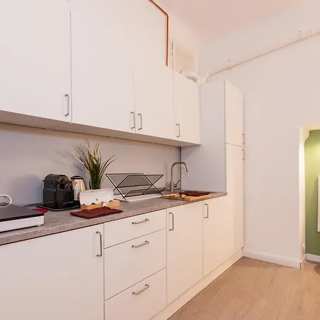 Keys Of Italy- Custodi - Darsena Pop Apartman *