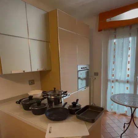 Διαμέρισμα Facing Certosa Park *
