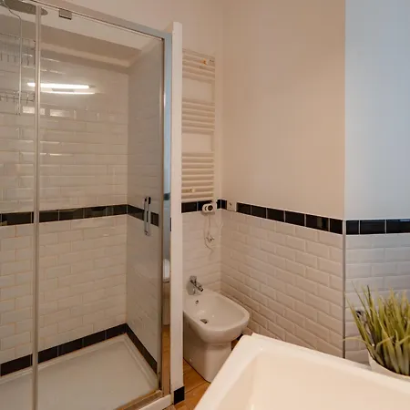 Yr - Studi Apartamento