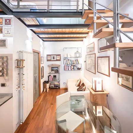 Charming In The Navigli District - 4 People Milan