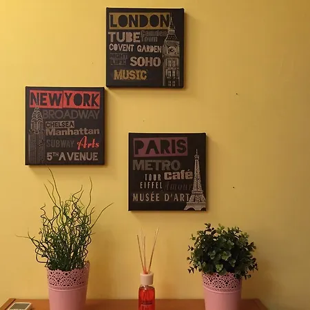Corso San Gottardo Appartement Milaan