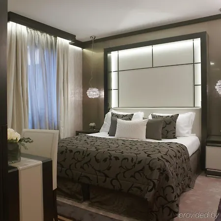 Baglioni Carlton - The Leading Of The World Hotel