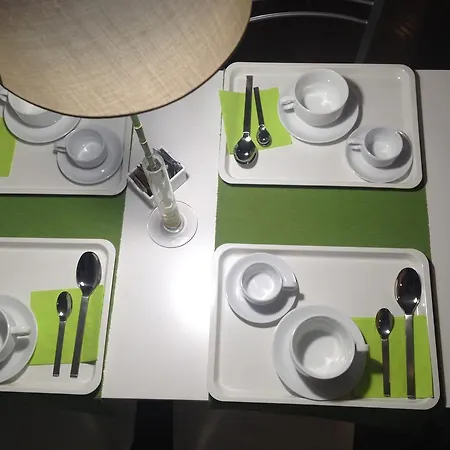 Gambara Oda ve Kahvaltı