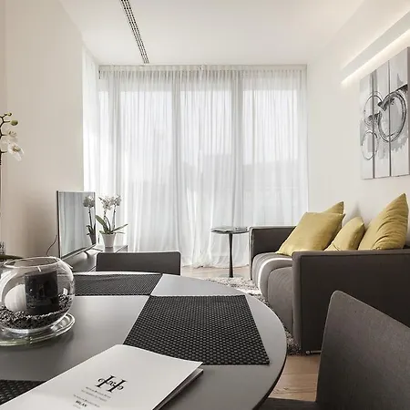 Apartment Hemeras Boutique Homes - Design Flats Near The City Center *
