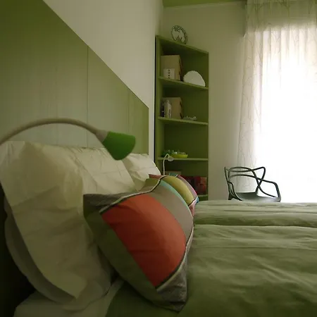 ベッド・アンド・ブレックファスト リネア ヴェルデ ミラノ