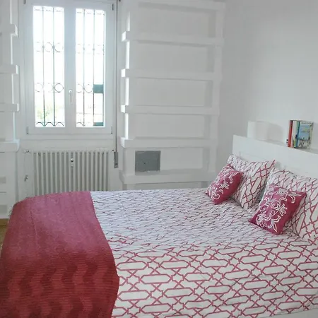 Arco Della Pace B&B Bed and Breakfast