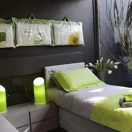 Miloft Guest Rooms And Terrace
