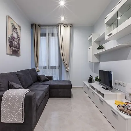 Apartment Capri Milan
