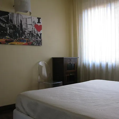 Piazza Napoli Apartment Milan