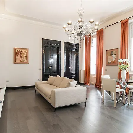 Royal Magenta & Luxury Milan