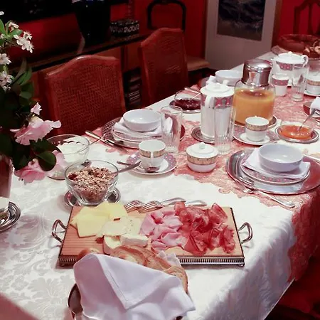 Luini 8 Frühstückspension *