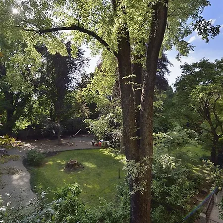 Apartman Park & Cloister Views Exclusive *