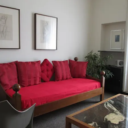 Domus Lägenhetshotell Milano