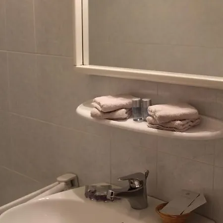 卡格兰蒂酒店