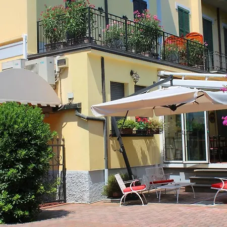 Hotel Charly Mediolan