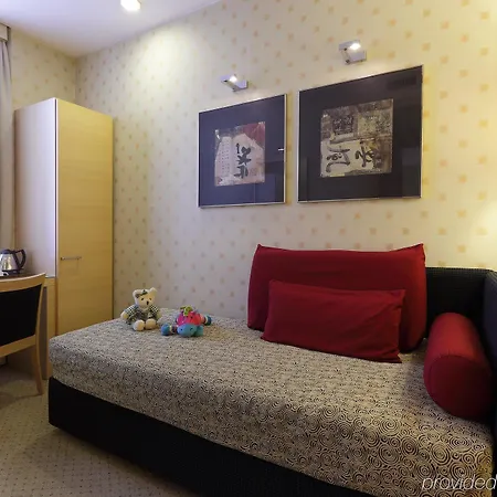 Garibaldi Station By Ihg