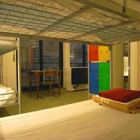 بيت شباب شباب كالارز