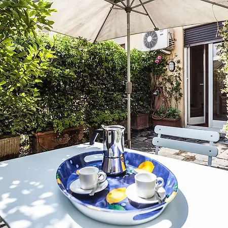 Apartment Temporary House - Sant'Ambrogio Milan