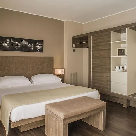 Hotell Palazzo Delle Stelline 3*