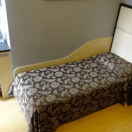 Piacenza Hotell Milano