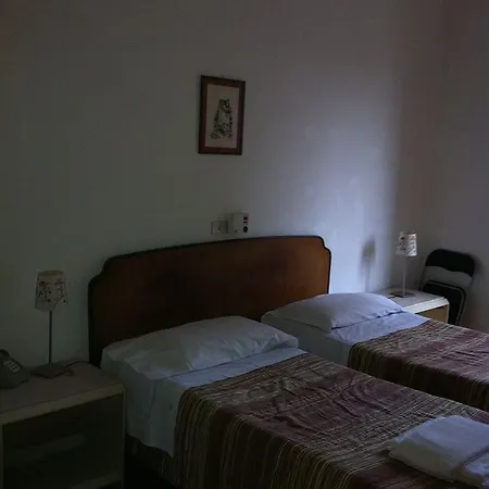 Hotel Emmy * Milan