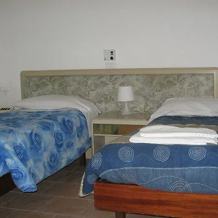 Hotel Emmy *