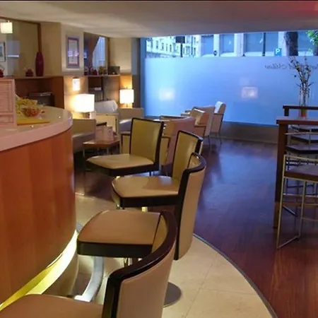 酒店 米兰温莎酒店 4*