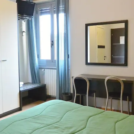 Otel Arno Milano