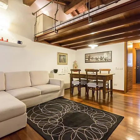 Apartament Cairoli *