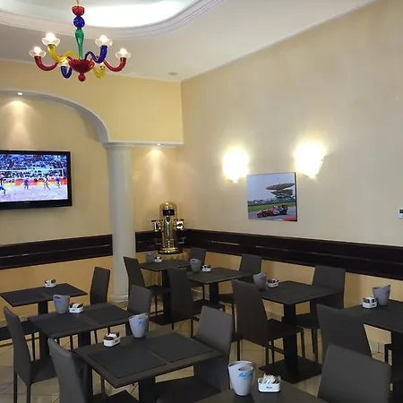 Mokinba Baviera Hotel