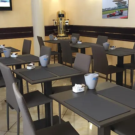 Hotel Mokinba Baviera 4*