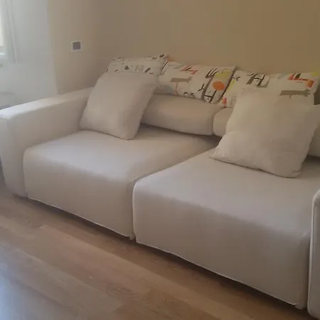 Apartment Stefania Milan