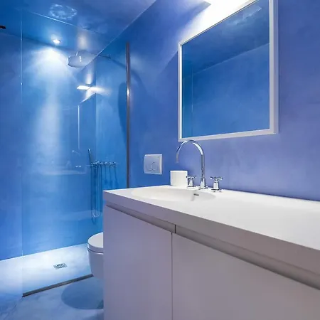 Center Design House Apartment *