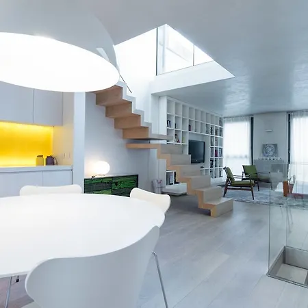 Center Design House Apartment