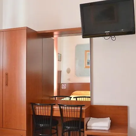 Mignon Отель Милан