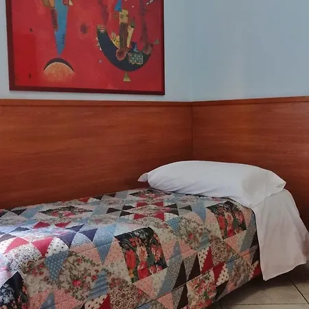 Hotel2000 2* Mediolan