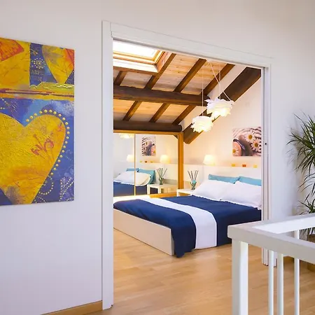 Appartement Via Breda 120 *