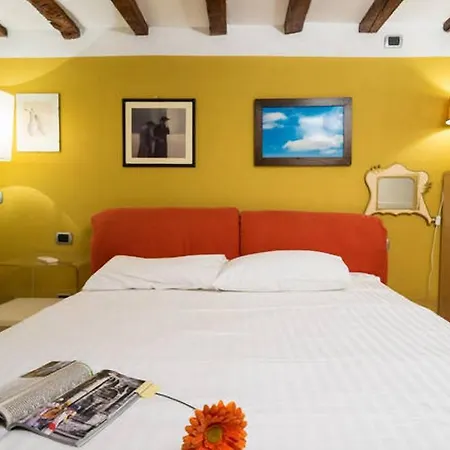 Guesthost - Mm1 Porta Venezia - Stylish Flat Милан