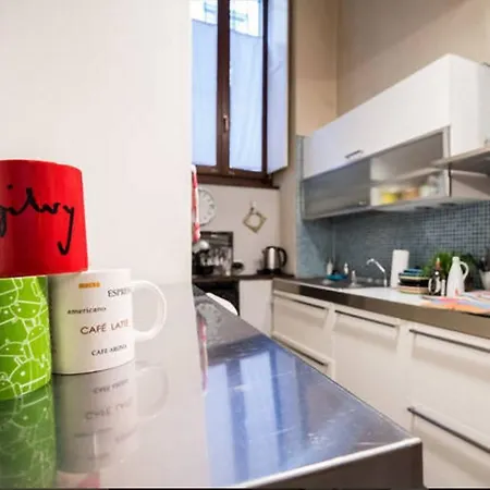 Guesthost - Mm1 Porta Venezia - Stylish Flat